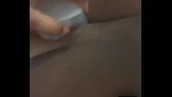 Afspelen Ebony bbw speelt met dildo op facetime