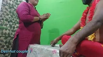 播放 印度已婚妇女最渴望印地语语音 xxx 色情