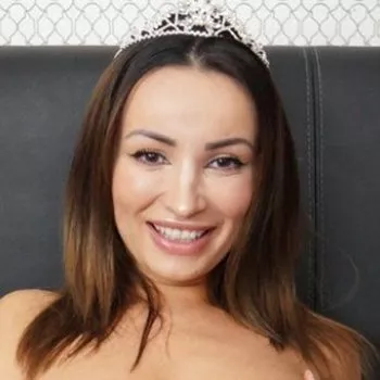 Pornstar Alyssia Kent