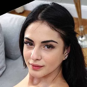 Porno Yıldızı Mia Trejsi